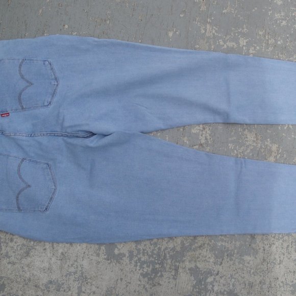 Levi's 721 High Rise Skinny Women's Size 18 M soft light wash NWT - Picture 6 of 14